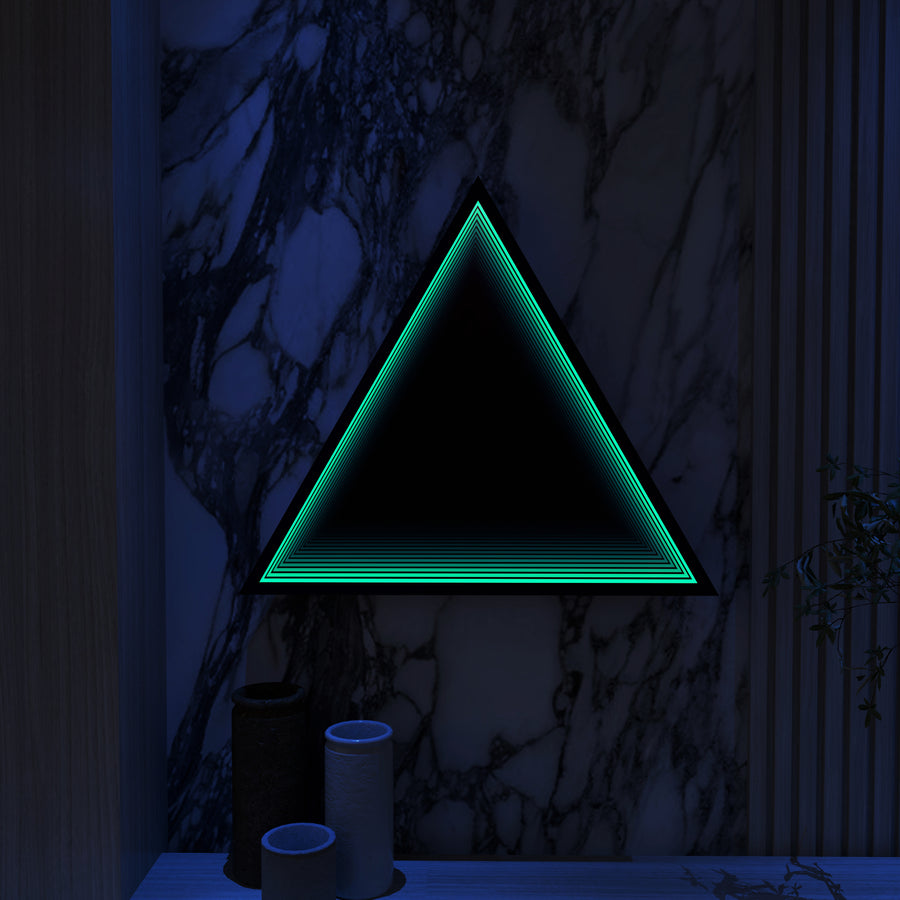3D Triangle Mirror Light