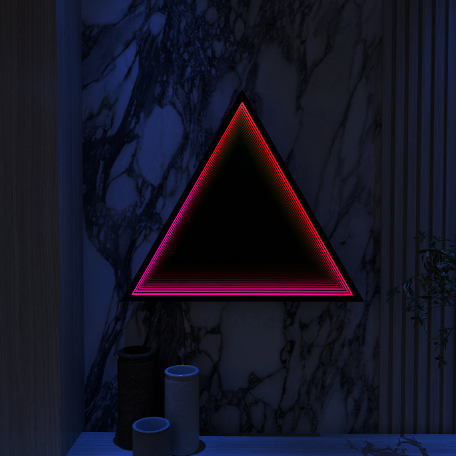 3D Triangle Mirror Light