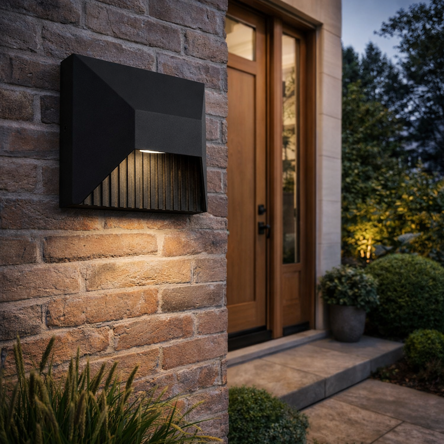Ribbed Wall Sconce