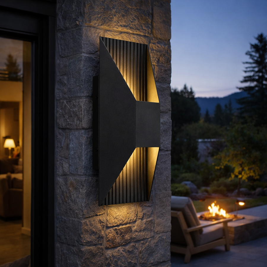 Ribbed Wall Sconce