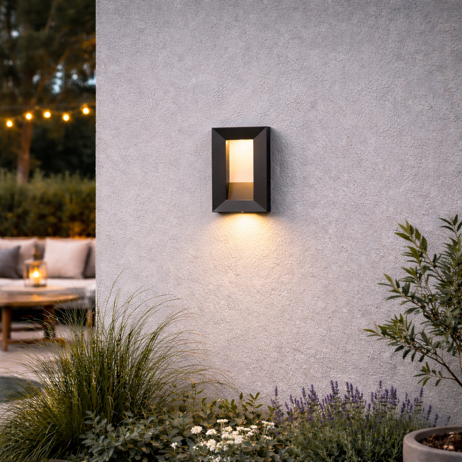 Palleto Wall Sconce