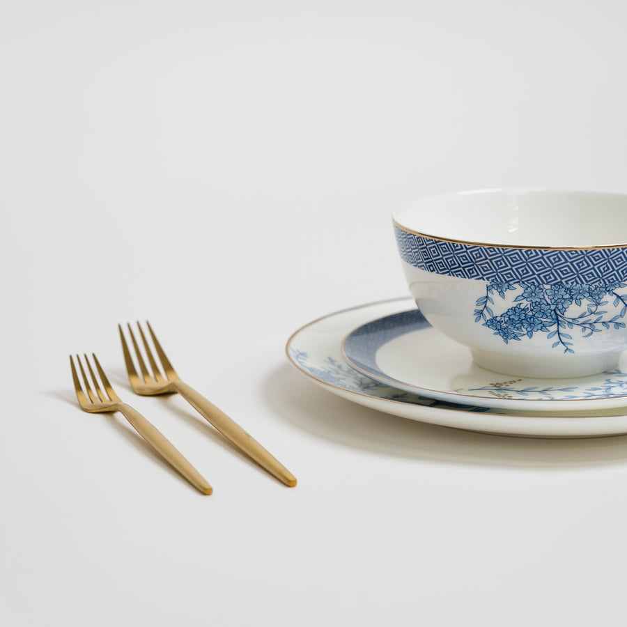 Blue Flower Plates Set
