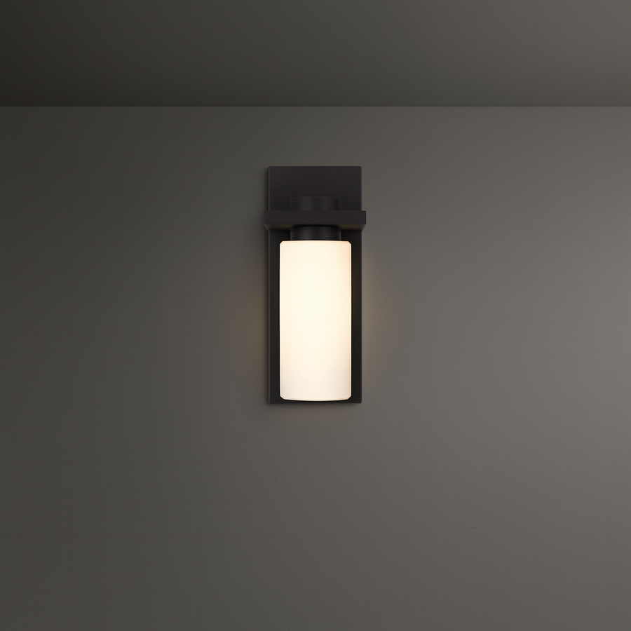 Kast Outdoor Wall Sconce