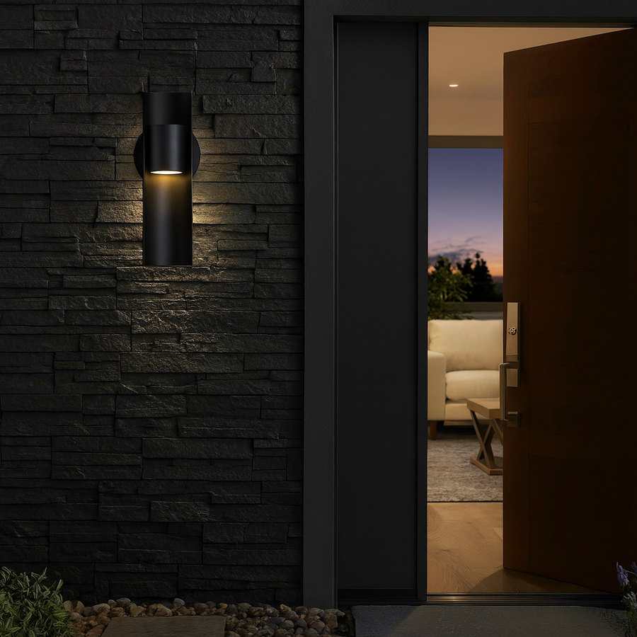 Hugo Outdoor Wall Sconce